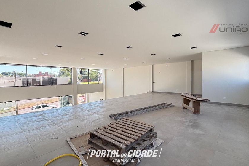 Sal&atilde;o Comercial para alugar - 358m&sup2; - Parque Residencial da G&aacute;vea