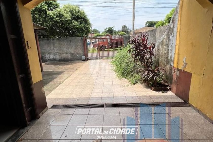 Sala Comercial &agrave; venda - 300m&sup2; - Zona V