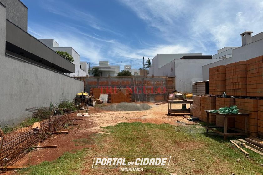 Terreno &agrave; venda - 419m&sup2; - ALTO DAS GREVILEAS