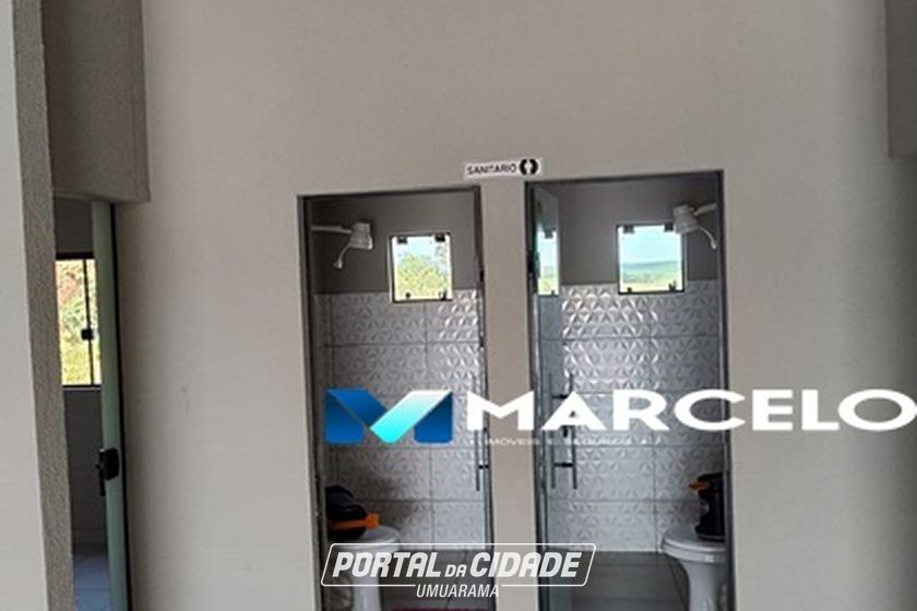 Ch&aacute;cara &agrave; venda - 2000m&sup2; - PR - 580
