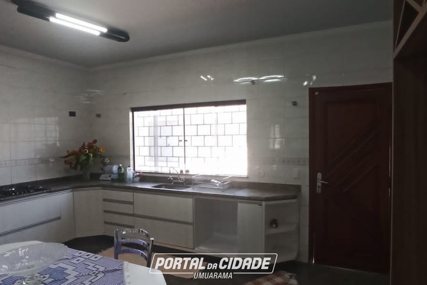 Sobrado &agrave; venda - 376m&sup2; - Zona I