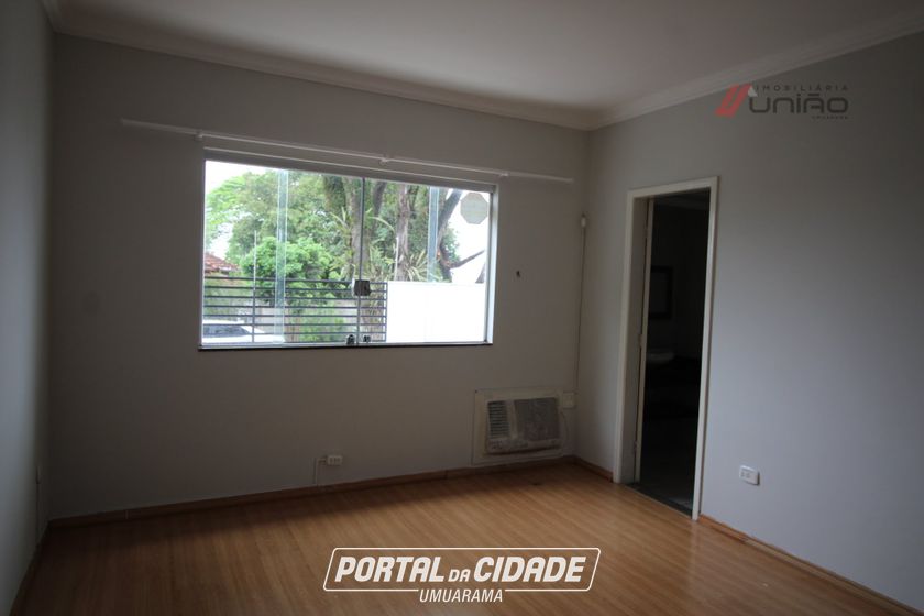 Casa &agrave; venda - 180m&sup2; - Zona V