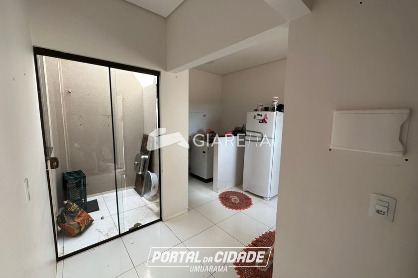 Casa &agrave; venda - 50m&sup2; - JARDIM PINHEIRINHO