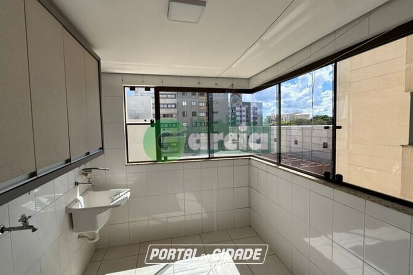 Apartamento &agrave; venda - 128m&sup2; - Zona II