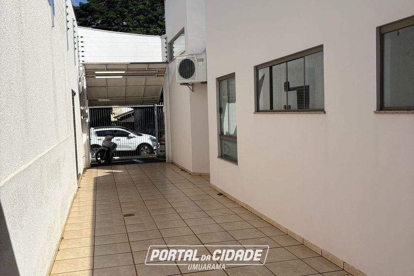 Sal&atilde;o Comercial &agrave; venda - 345m&sup2; - Zona I