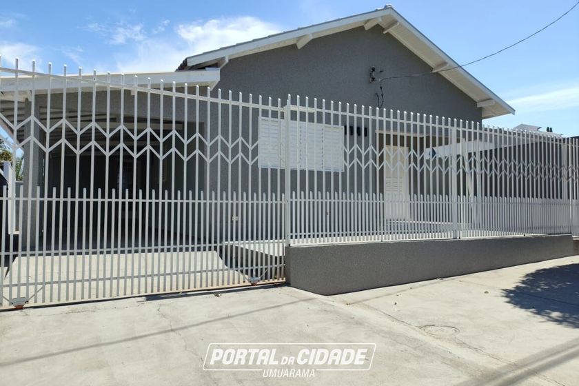Casa &agrave; venda - 150m&sup2; - Centro