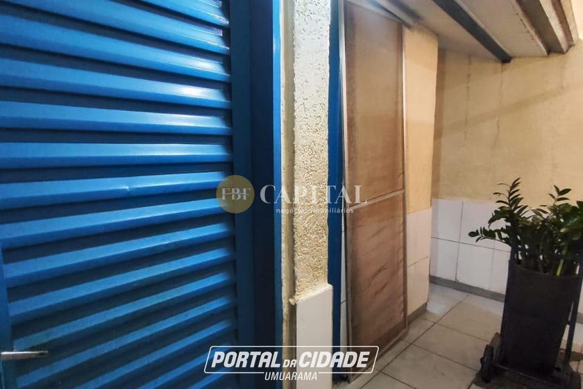 Sala Comercial &agrave; venda - 200m&sup2; - Centro