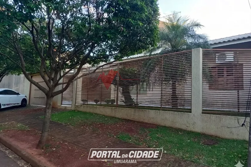 Casa &agrave; venda - Zona V