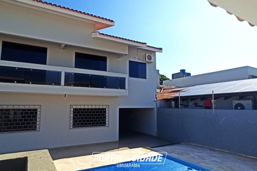 Sobrado &agrave; venda - 376m&sup2; - Zona I