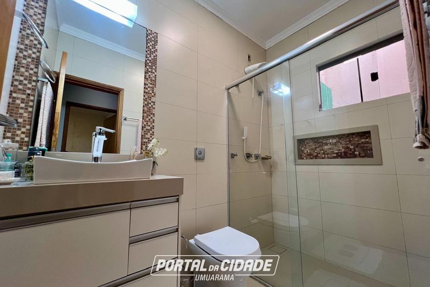 Casa &agrave; venda - Centro