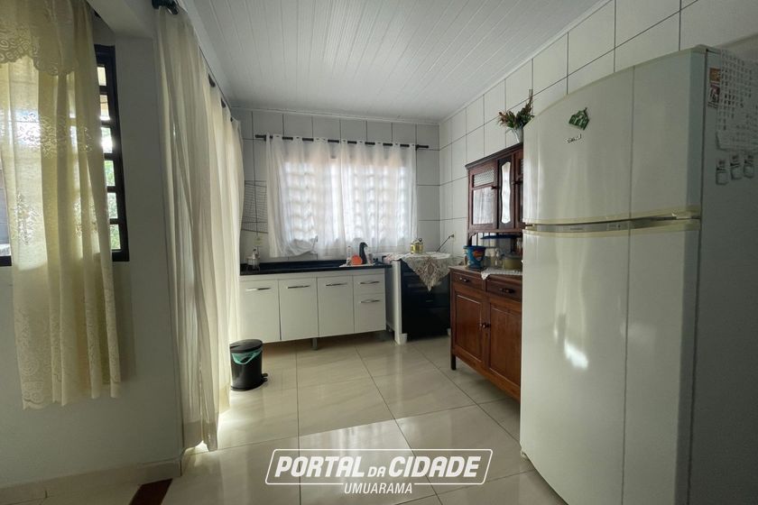 Casa &agrave; venda - 177m&sup2; - JARDIM PETROPOLIS