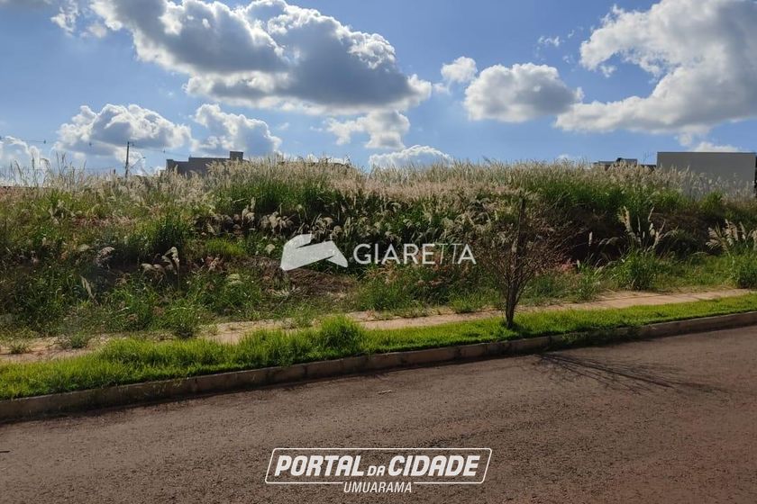 Terreno &agrave; venda - 365m&sup2; - VILA BECKER