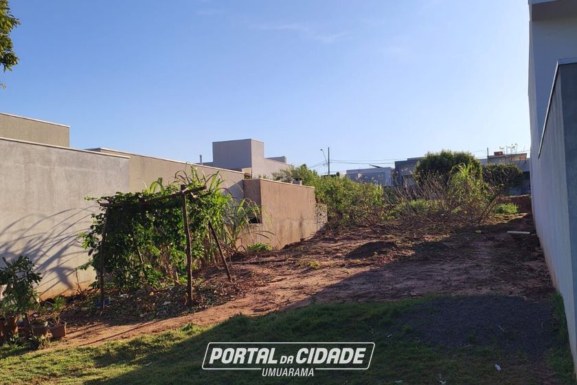 Terreno &agrave; venda - 240m&sup2; - Parque Residencial Metropolitano