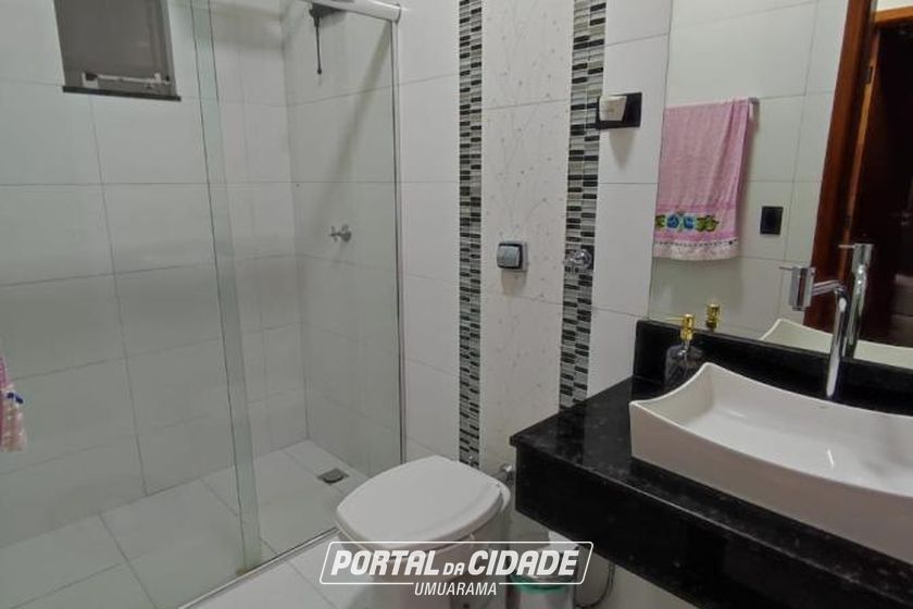 Casa &agrave; venda - 244m&sup2; - Zona V