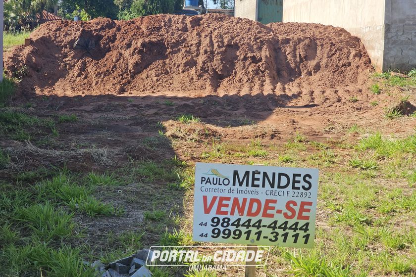 Terreno &agrave; venda - 204m&sup2; - Jardim Aeroporto