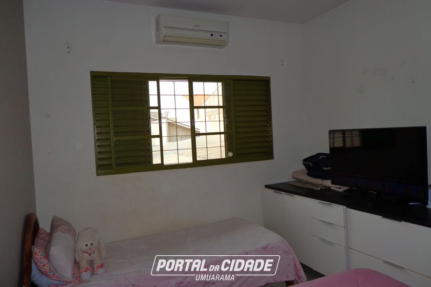 Sobrado &agrave; venda - 247m&sup2; - Zona 2