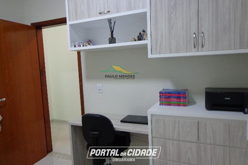 Casa &agrave; venda - 233m&sup2; - JARDIM TAMOIO