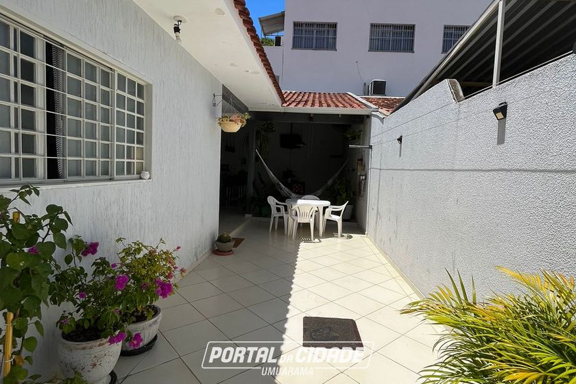 Sobrado &agrave; venda - 188m&sup2; - ZONA 2-A