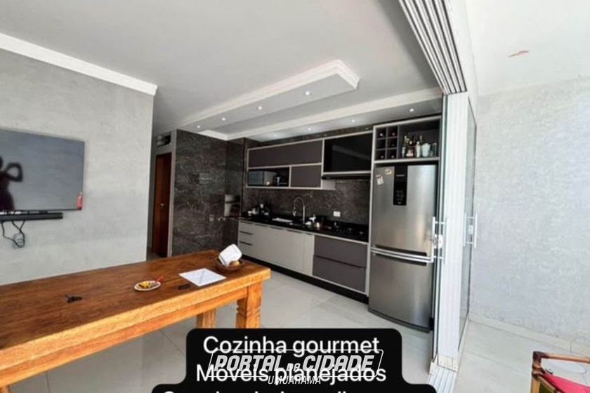 Casa &agrave; venda - 109m&sup2; - Jardim Caravelle