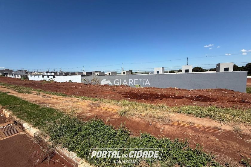 Terreno &agrave; venda - 250m&sup2; - JARDIM PANORAMA