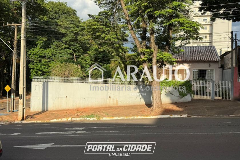 Terreno &agrave; venda - 107m&sup2; - Zona I