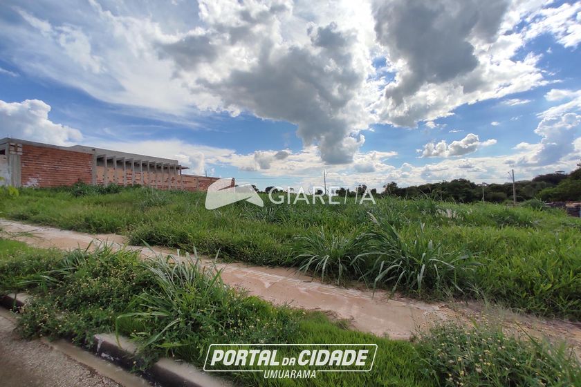 Terreno &agrave; venda - 427m&sup2; - JARDIM COOPAGRO