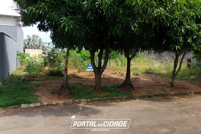 Terreno &agrave; venda - 270m&sup2; - Parque Alto da Paran&aacute;