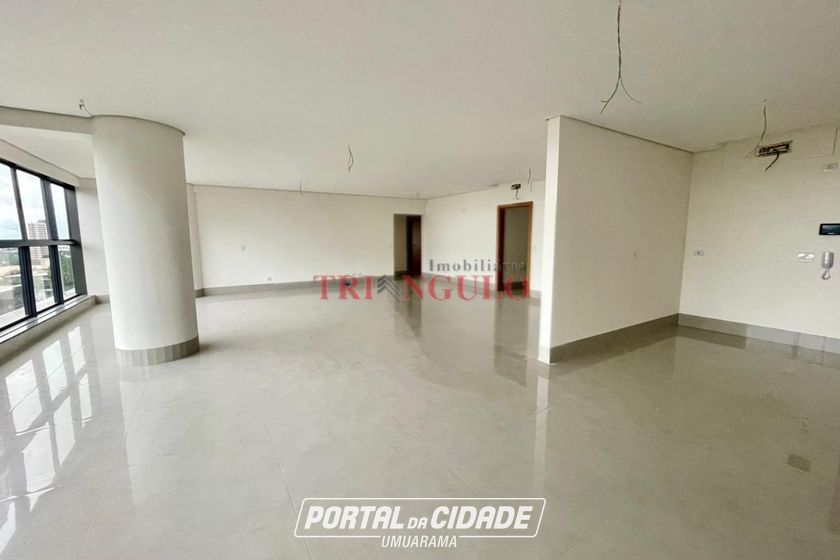 Apartamento &agrave; venda - 223m&sup2; - ZONA II