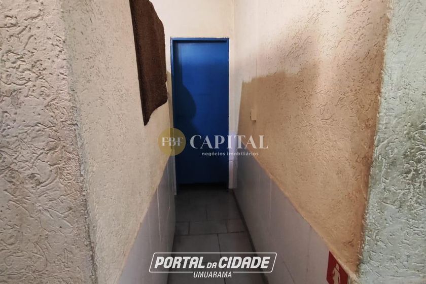 Sala Comercial &agrave; venda - 200m&sup2; - Centro