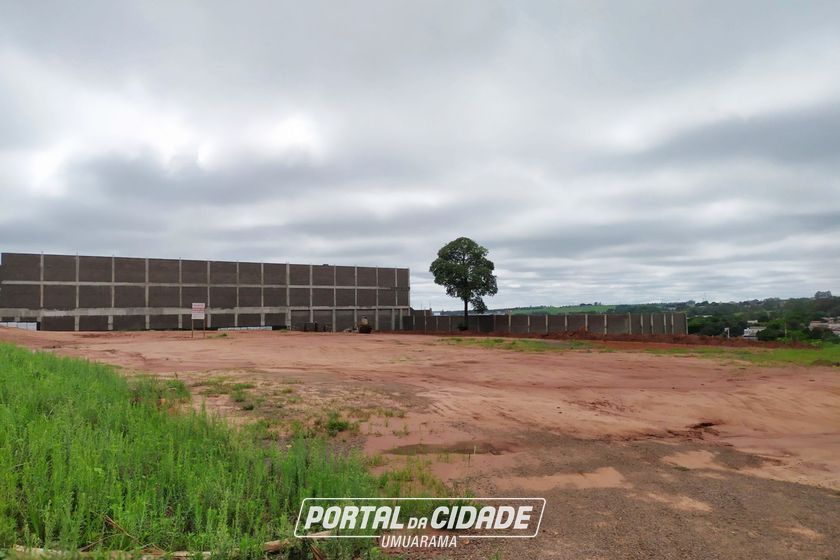 Terreno para alugar - 800m&sup2; - ZONA VII
