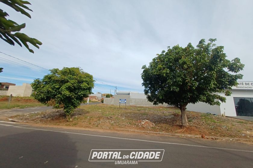 Terreno &agrave; venda - 250m&sup2; - Jardim Aeroporto IV