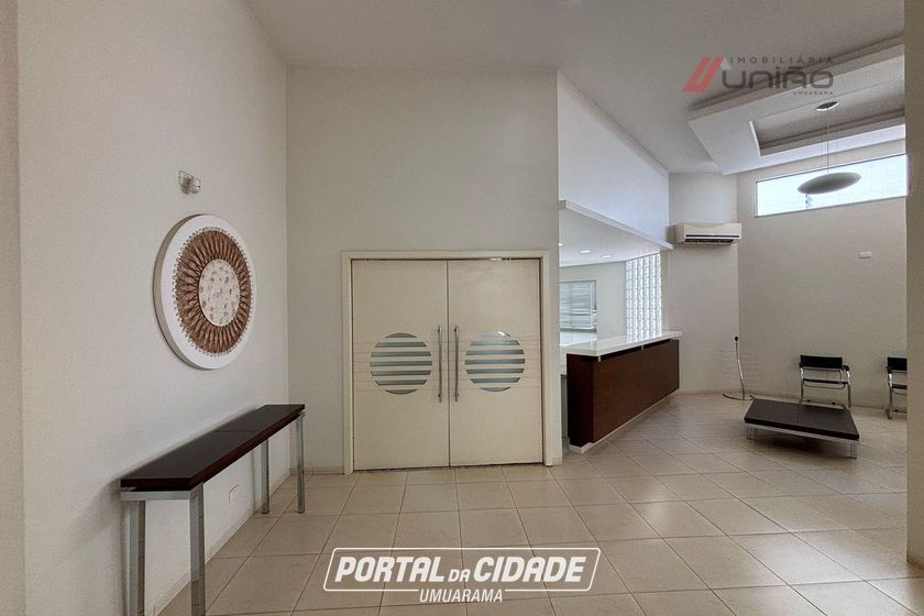 Sal&atilde;o Comercial &agrave; venda - 345m&sup2; - Zona I