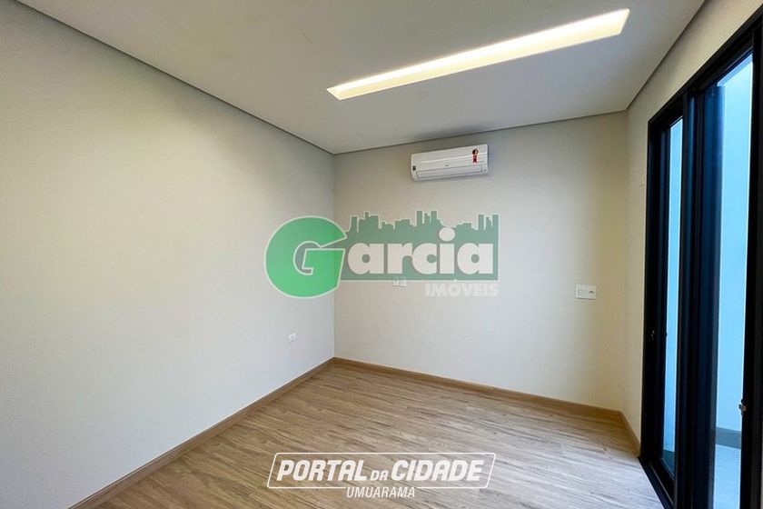 Casa &agrave; venda - 250m&sup2; - Residencial Portal das &Aacute;guas