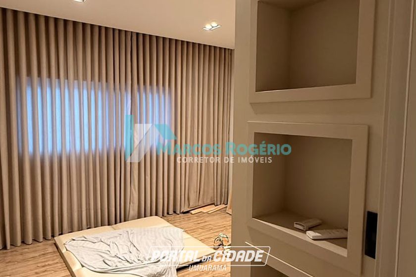 Apartamento &agrave; venda - 180m&sup2; - Zona III