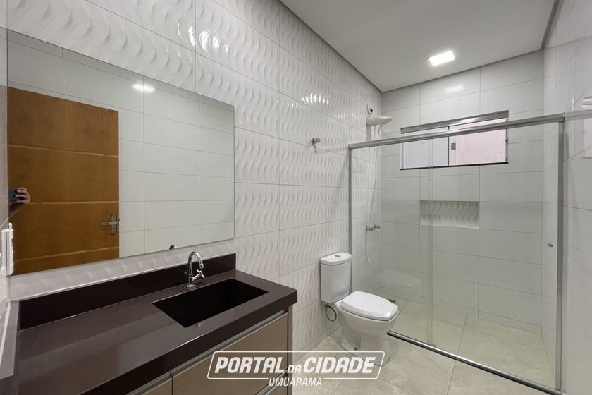 Casa para alugar - 252m&sup2; - ZONA VII