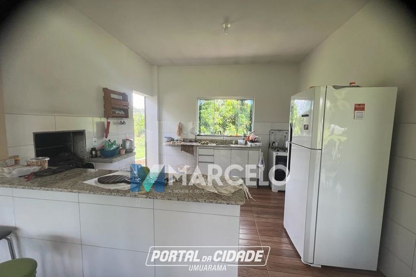 Ch&aacute;cara &agrave; venda - 4597m&sup2; - -