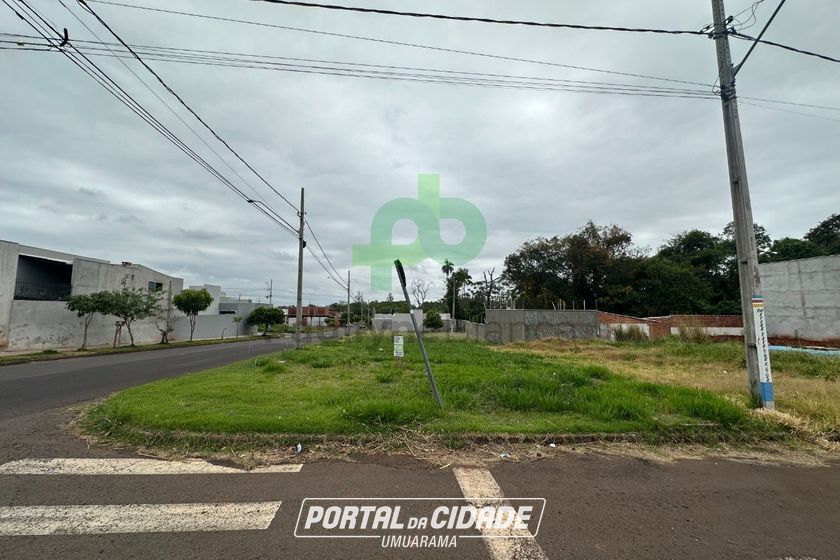 Terreno &agrave; venda - 168m&sup2; - Portugal