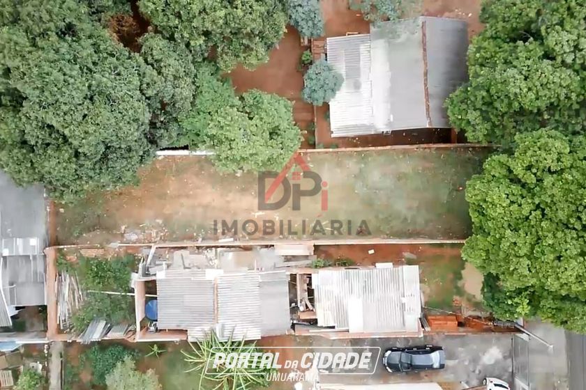Terreno &agrave; venda - 245m&sup2; - Zona V