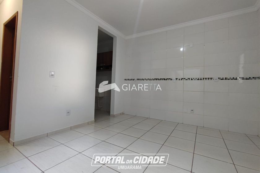 Casa &agrave; venda - 75m&sup2; - JARDIM GISELA