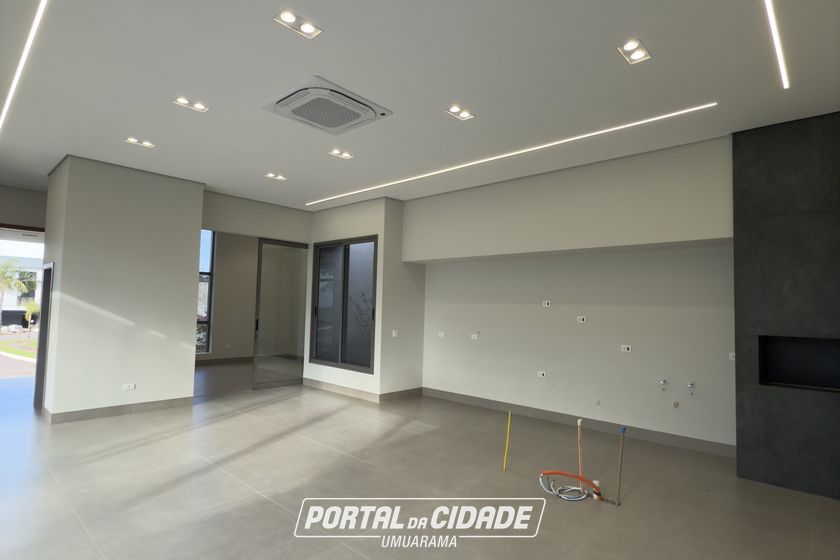 Casa &agrave; venda - 247m&sup2; - Condom&iacute;nio Residencial Europark