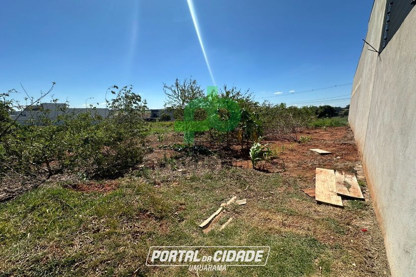 Terreno &agrave; venda - 220m&sup2; - PARQUE RESIDENCIAL METROPOLITANO