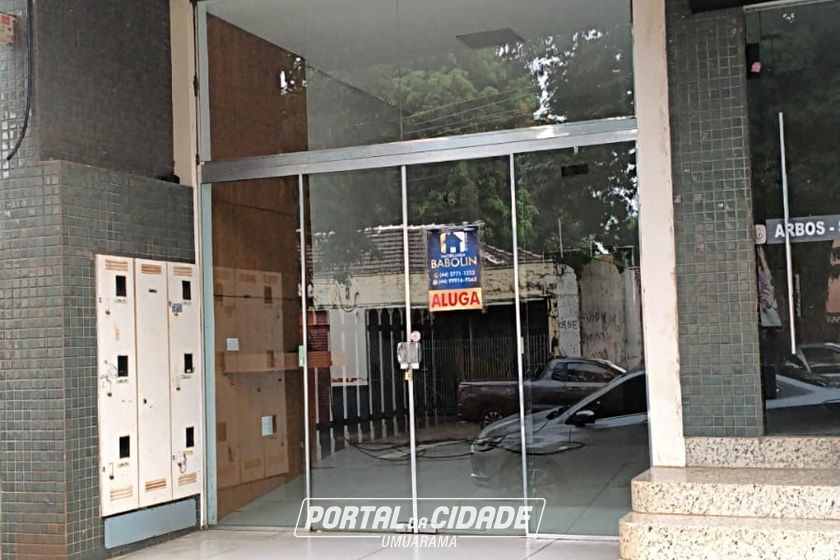 Sal&atilde;o Comercial para alugar - 50m&sup2; - ZONA II