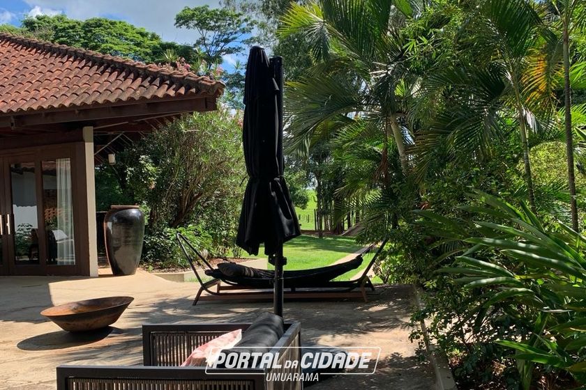 Ch&aacute;cara &agrave; venda - 7260m&sup2; - Zona I