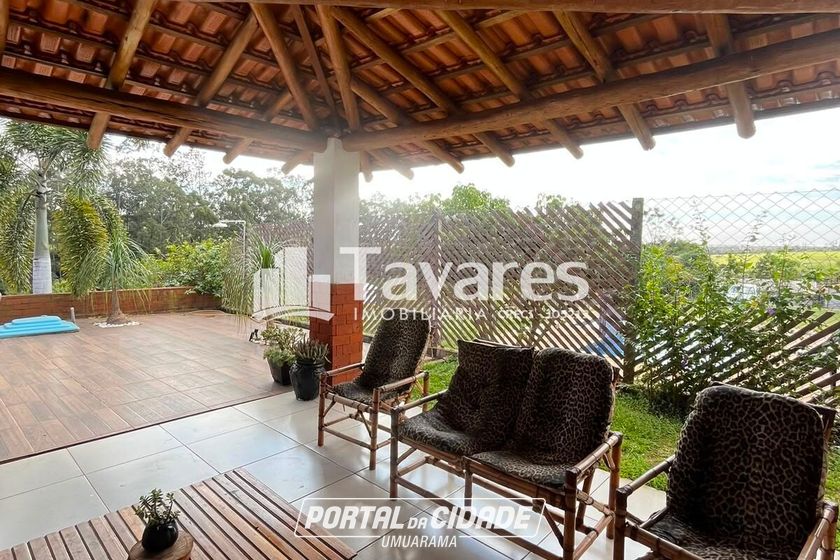 Ch&aacute;cara &agrave; venda - 6050m&sup2; - Zona VII