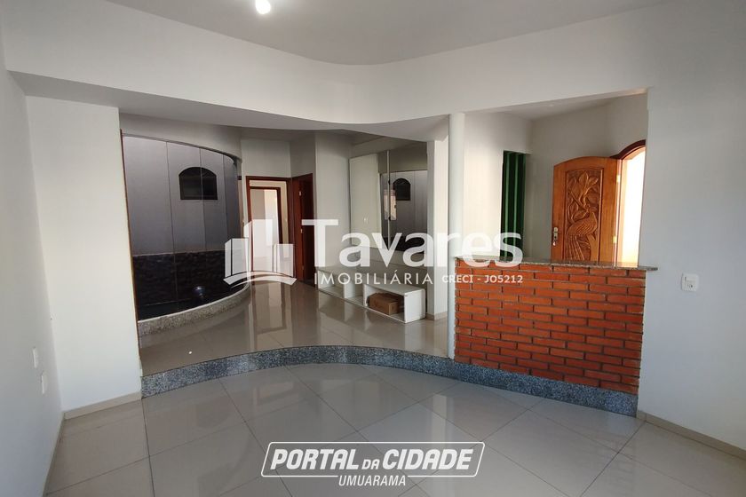 Casa &agrave; venda - 242m&sup2; - Parque San Remo I