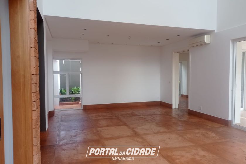 Casa &agrave; venda - 332m&sup2; - Zona V