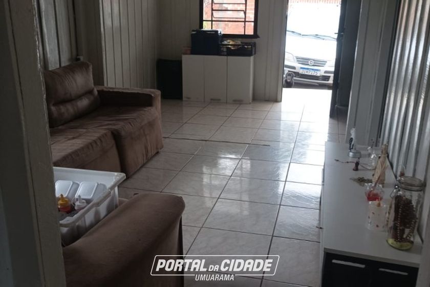 Casa &agrave; venda - 100m&sup2; - Jardim Colibri