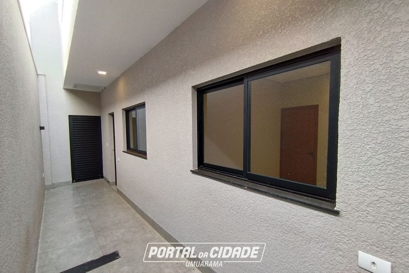 Casa &agrave; venda - 135m&sup2; - PARQUE RESIDENCIAL INTERLAGOS II