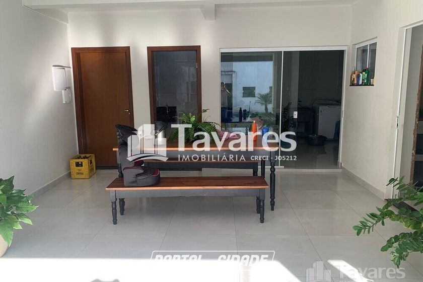 Sal&atilde;o Comercial &agrave; venda - 890m&sup2; - Zona VII