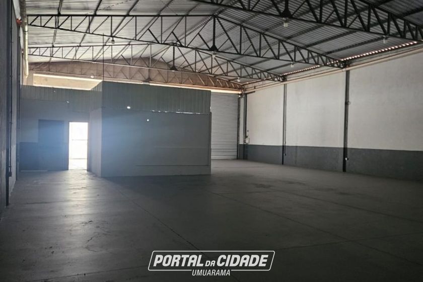 Sal&atilde;o Comercial para alugar - 386m&sup2; - Parque Residencial Interlagos